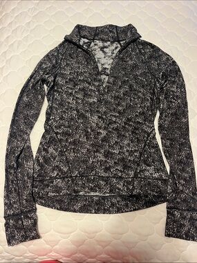 size 8 lululemon jacket